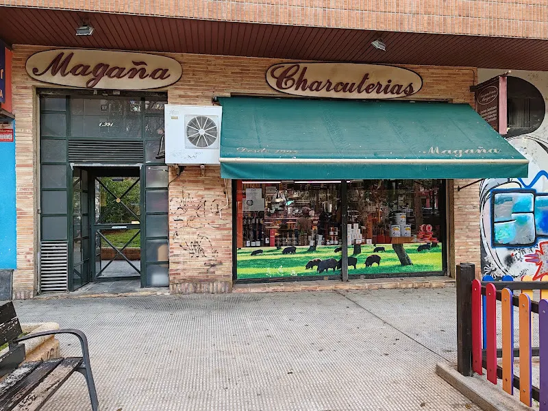 Charcutería Magaña Reina Fabiola - Tienda de fiambres en Zaragoza - foto 2