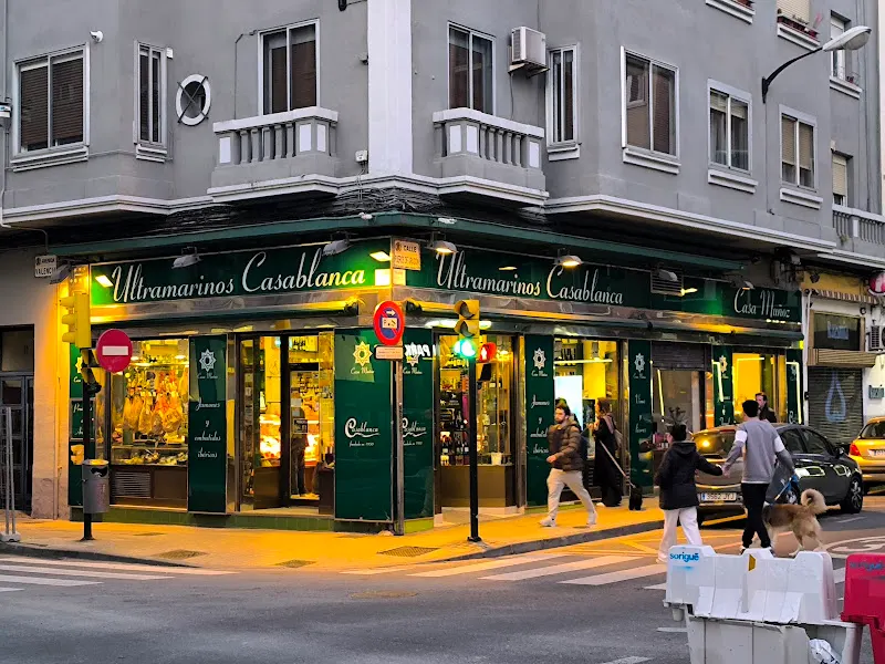 Ultramarinos Casablanca - Tienda de alimentación en Zaragoza - foto 2