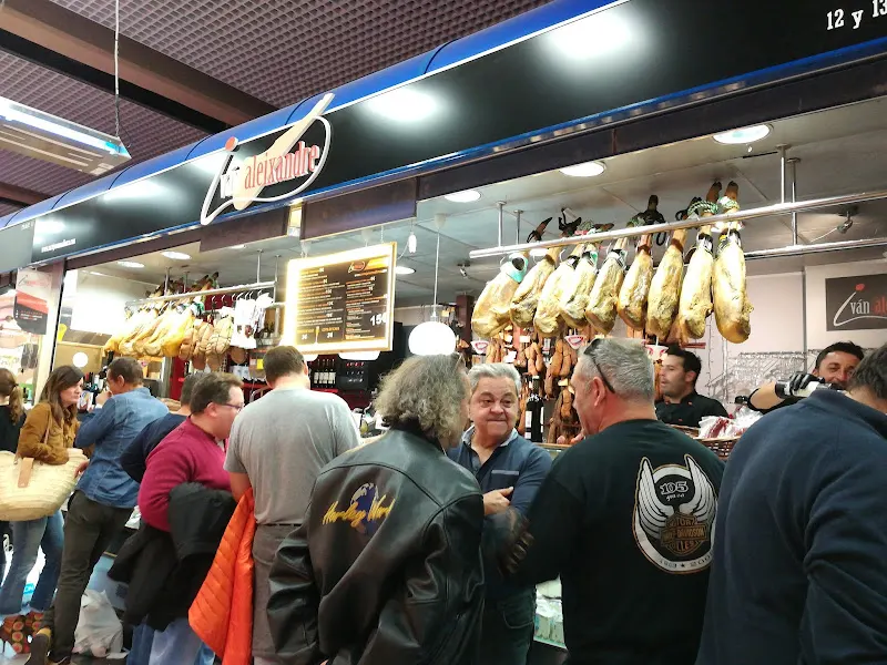 Iván Aleixandre cortejamonmallorca - Tienda de delicatessen en Palma - foto 2