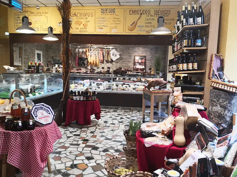 La Esquina de Gijón - Tienda de alimentación en Gijón - foto 3
