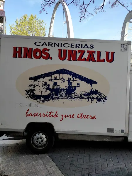 HERMANOS UNZALU S.L - Carnicería en Vitoria-Gasteiz - foto 3