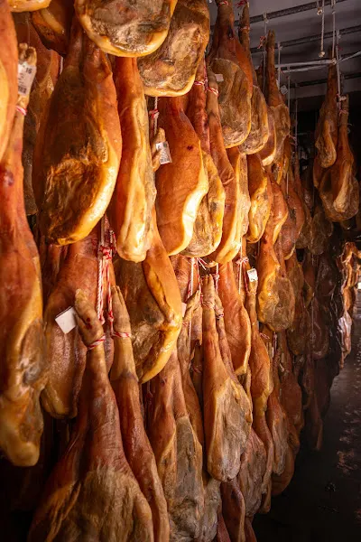 Jamones Vallejo - Tienda del Jamón de Trevélez