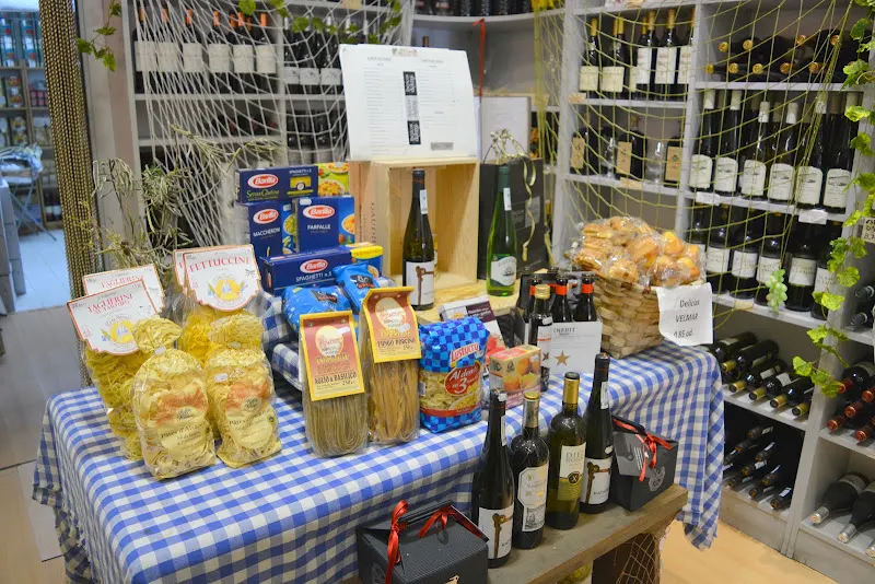 Ibericos Deluxe - Tienda de jamones en Donostia-San Sebastian - foto 3
