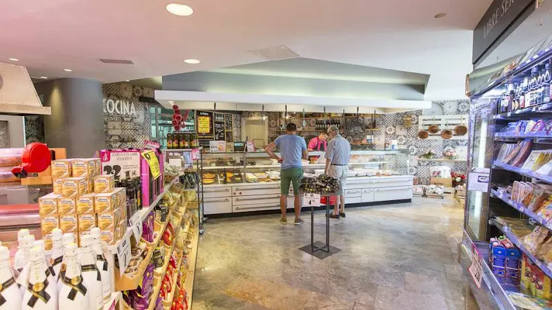 Diferente - Tienda de delicatessen en Santander - foto 3