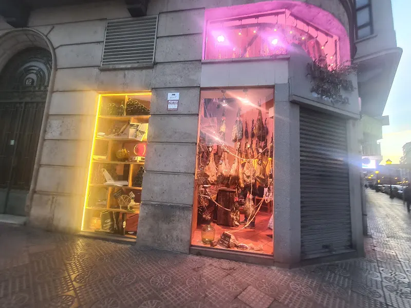 Jamonerías Miratonda Guijuelo - Tienda de jamones en Burgos - foto 2