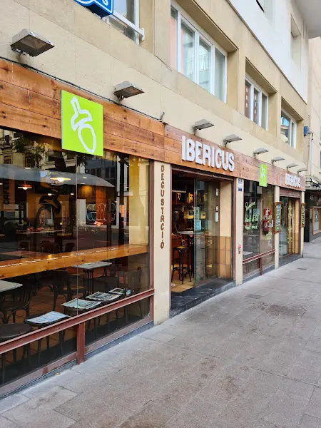 Ibericus - Delicatessen en Tarragona - foto 2