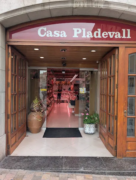 Casa Pladevall - Delicatessen de carnicería en Tarragona - foto 2