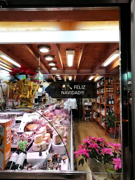 Dolores Huete Ramírez - Carnicería en Tarragona - foto 2