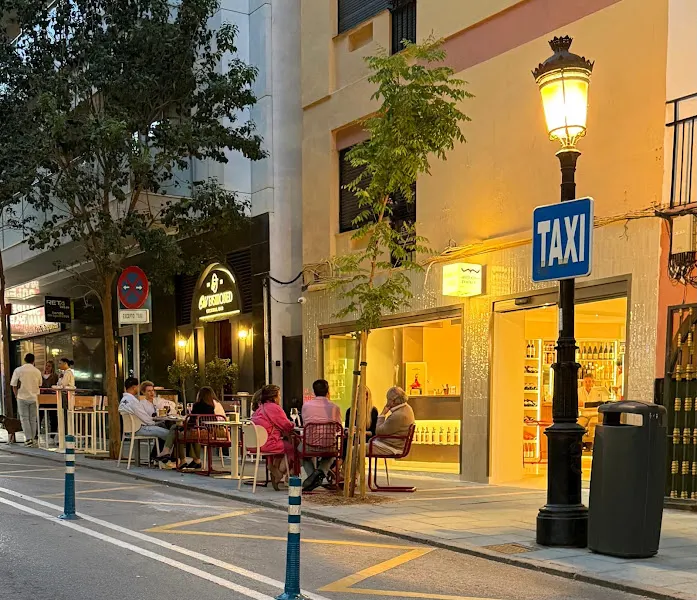 Antonio Romero Productos Españoles - Tienda de delicatessen en Marbella - foto 2