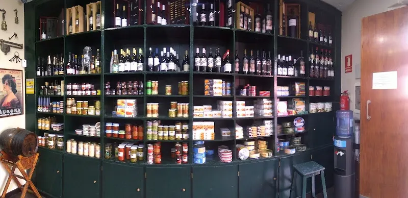 Deligades - Tienda de fiambres en Cádiz - foto 2