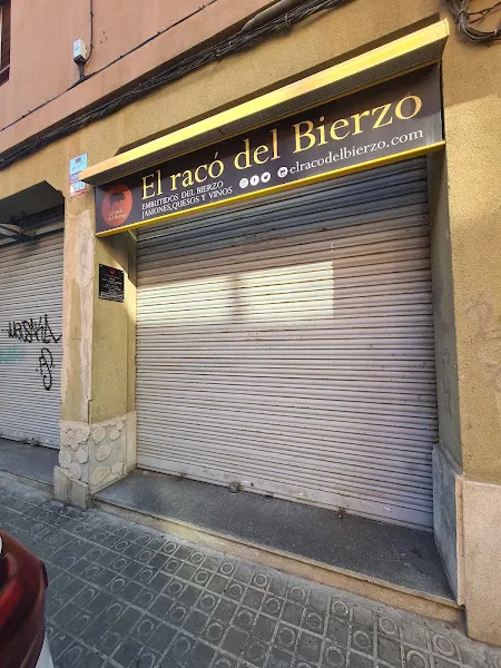 El Racó del Bierzo - Tienda de delicatessen en Mataró - foto 2