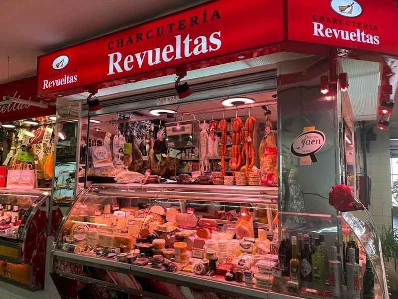 Revueltas, charcutería y especialidades productos gourmet - Mercado en Jaén - foto 2