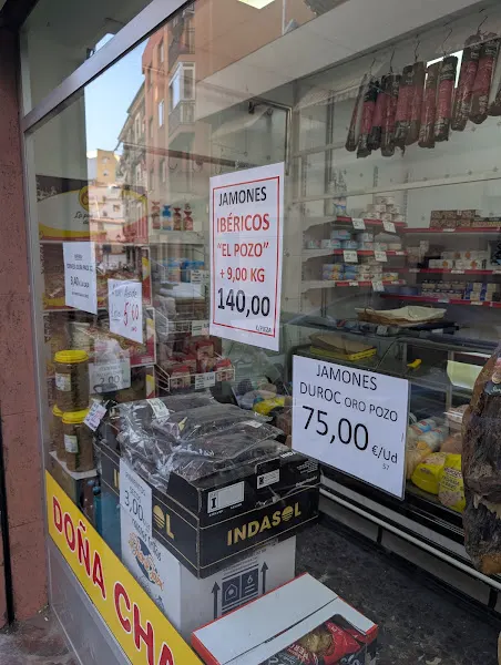 Doña Chacina - Tienda de alimentación en Jaén - foto 2