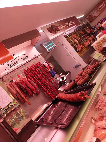 Serra Do Larouco - Delicatessen de carnicería en Baltar - foto 2