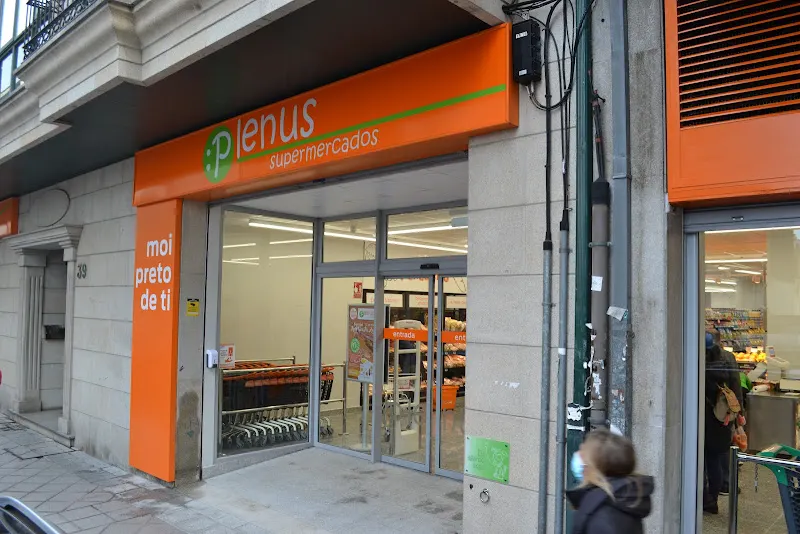 PLENUS SUPERMERCADOS - Supermercado en Ourense - foto 2