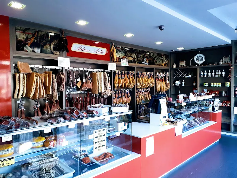 Jamones Atilano Anllo - Tienda de alimentación en Vilalba - foto 2