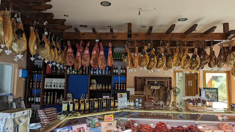 Jamones Otero - Tienda de alimentación en Vilalba - foto 2
