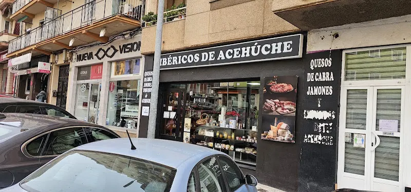 PRODUCTOS EXTREMEÑOS EN CÁCERES LOS IBÉRICOS DE ACEHÚCHE - Cáceres
