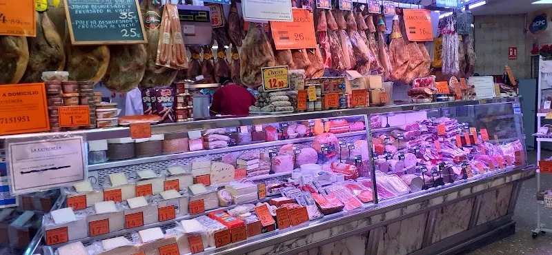 La Extremeña - Tienda de fiambres en Alcobendas - foto 2