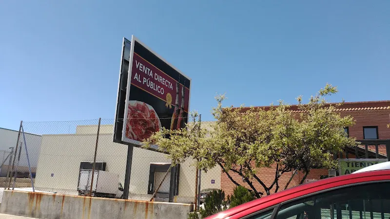 Bell España Alimentación - Tienda Casarrubios del Monte (Sánchez Alcaraz) - Tienda de jamones en Casarrubios del Monte - foto 2