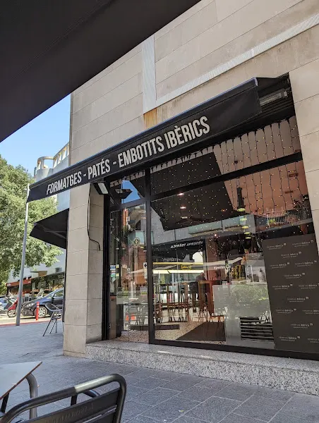 RESERVA IBÉRICA Jamon Ibérico - Tienda de delicatessen en Sant Cugat del Vallès - foto 2