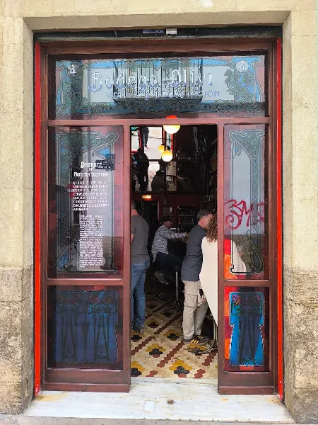 Oliví - Tienda de vinos en València - foto 2