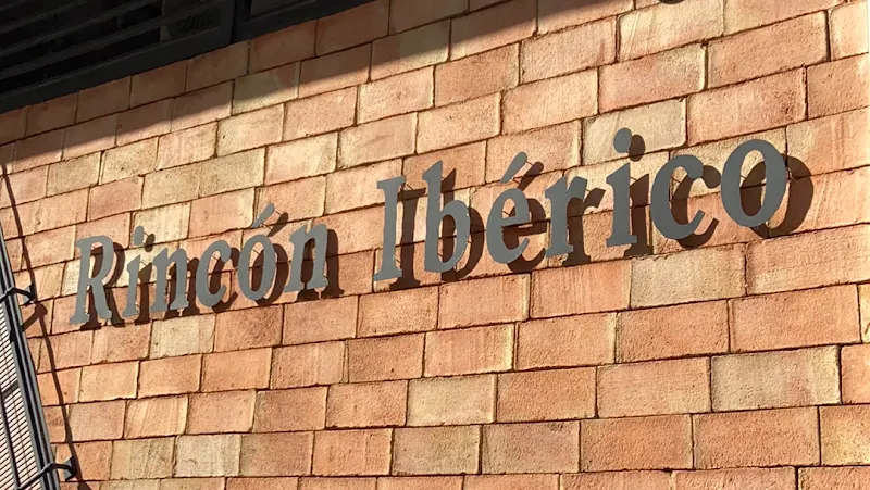 Rincón Ibérico - Tienda de jamones en Vélez-Málaga - foto 3