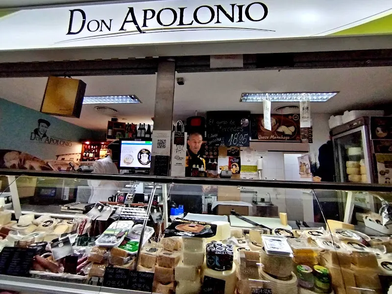 Quesos Don Apolonio - Mercado de Abastos - Tienda de alimentación en Ciudad Real - foto 2