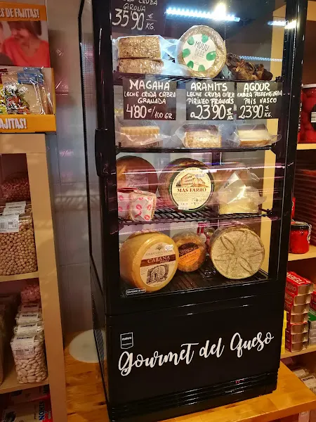 Domingo Pérez - Carnicería en Rubí - foto 2