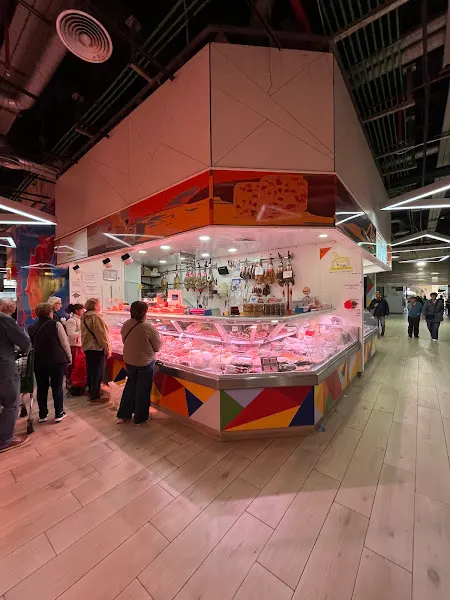 Charcutería Paco Benidorm - Tienda de alimentación en Benidorm - foto 2