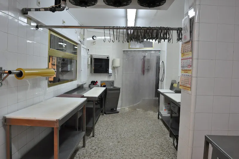 Carnicas Abellán Juliá - Carnicería en Benidorm - foto 2