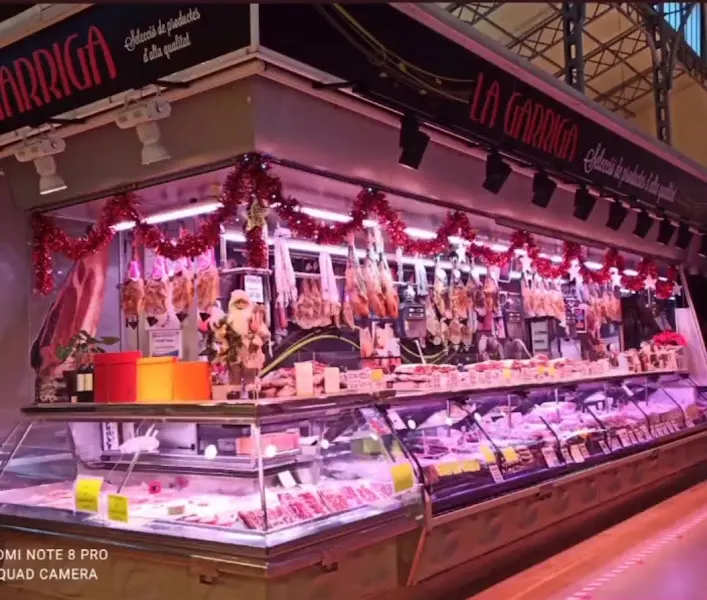 La Garriga - Tienda de jamones en Vilanova i la Geltrú - foto 2