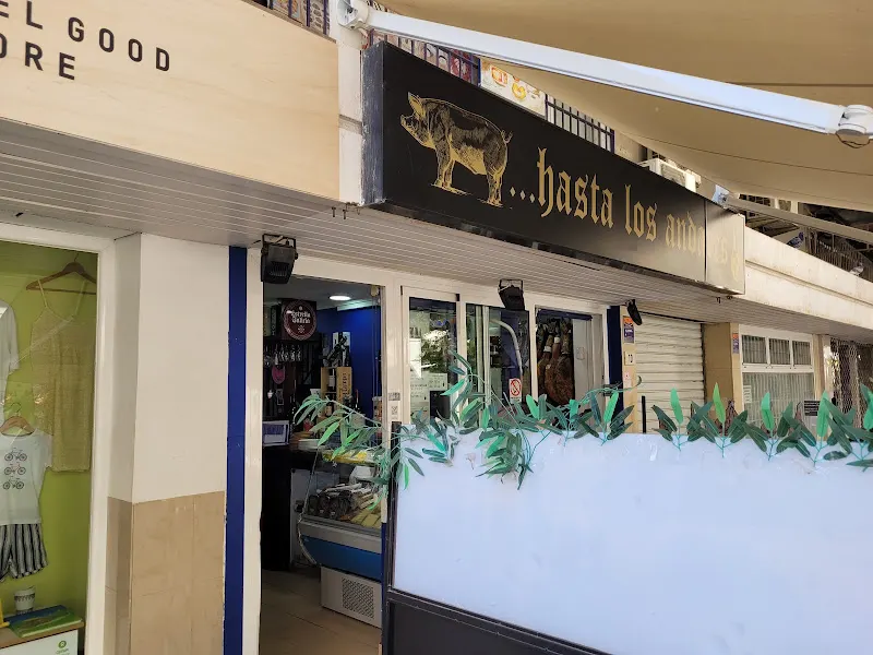 HASTA LOS ANDARES - Bar de tapas en Málaga - foto 2
