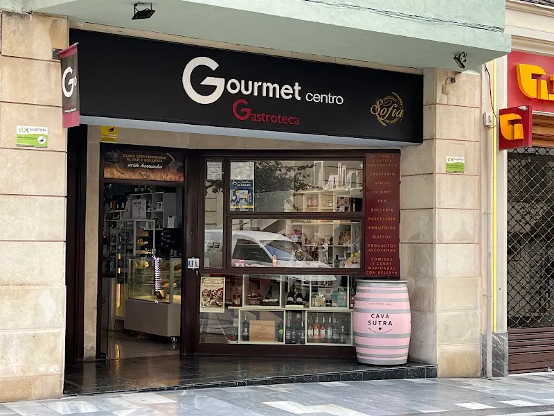 Gourmet Centro Gastroteca - Tienda de alimentación en Alcoy - foto 2