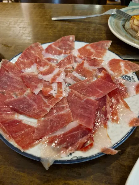 Bar Jesús Más Jamón en Linares