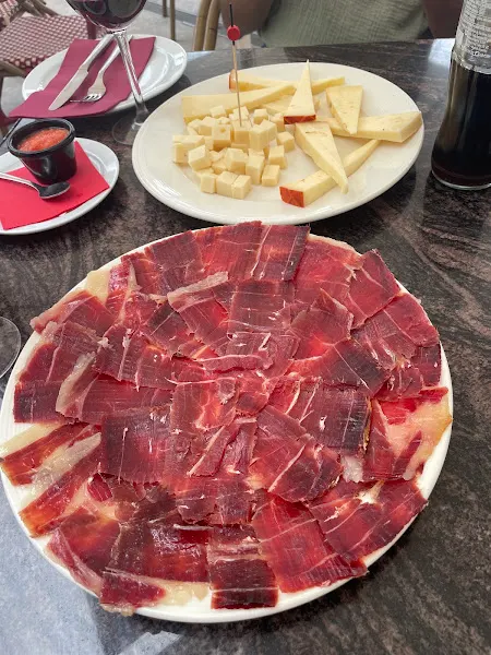 Ibérico Tapas y Vinos - Arrecife