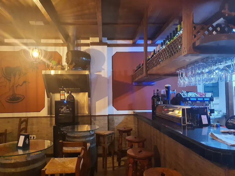 La Tasca Ibérica - Bar en Arrecife - foto 2
