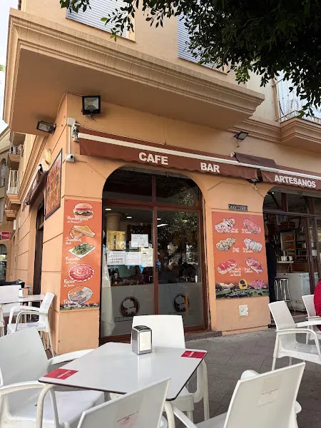 Bar Artesanos Del Jamón - Bar en Benalmádena - foto 2