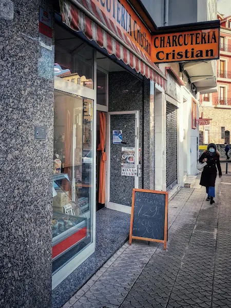 Charcutería Cristian frutas y verduras