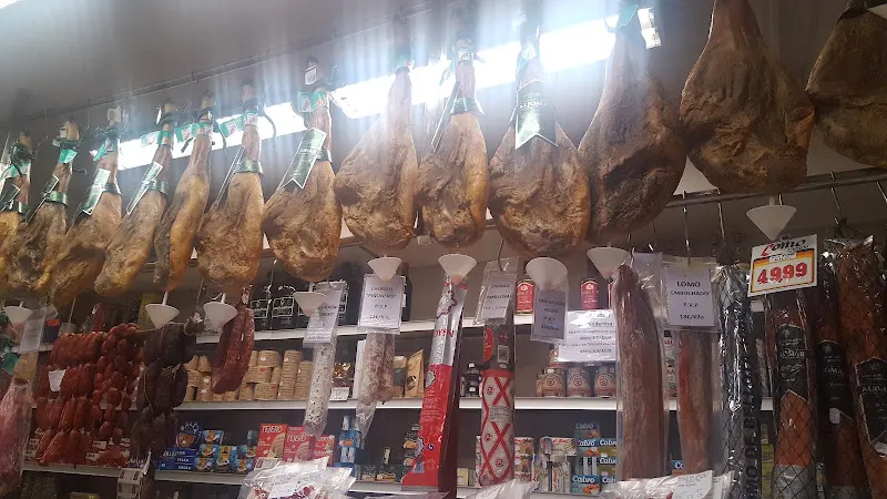 La Casa de Los Jamones - Cuenca