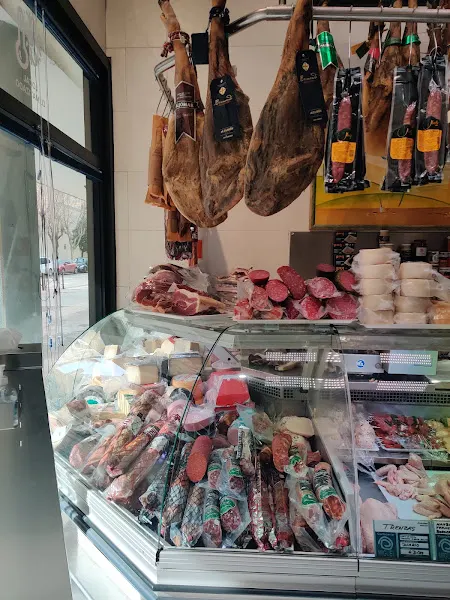 Carnicería Miguel Escuer - Carnicería en Huesca - foto 2