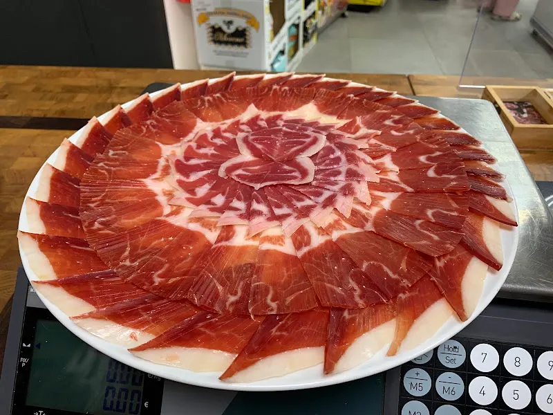 ibéricos castro - Jamonería en Utrera - foto 2