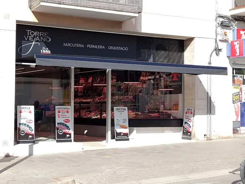 TORREVEJANO Pernileria Degustació - Tienda de jamones en Sitges - foto 2