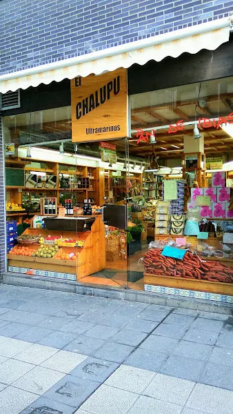 Ultramarinos El Chalupu - Tienda de alimentación en Langreo - foto 2