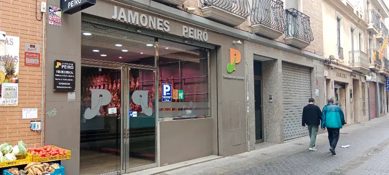 Jamones Peiró, S.L. - Tienda de fiambres en Torrent - foto 2