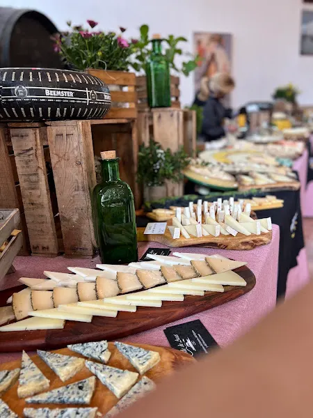 Tienda Gourmet | Valle de Aras - Tienda de jamones en Lucena - foto 2