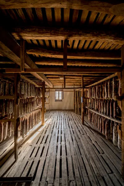 Casa Riera Ordeix desde 1852 - Vic