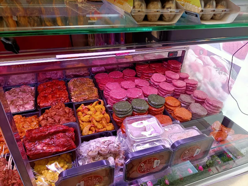 carnicería charcutería hermanos abolafio - Carnicería en Alhaurin de la Torre - foto 2