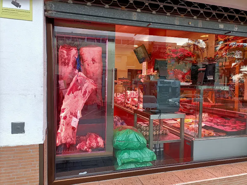 carnicería charcutería hermanos abolafio - Carnicería en Alhaurin de la Torre - foto 3