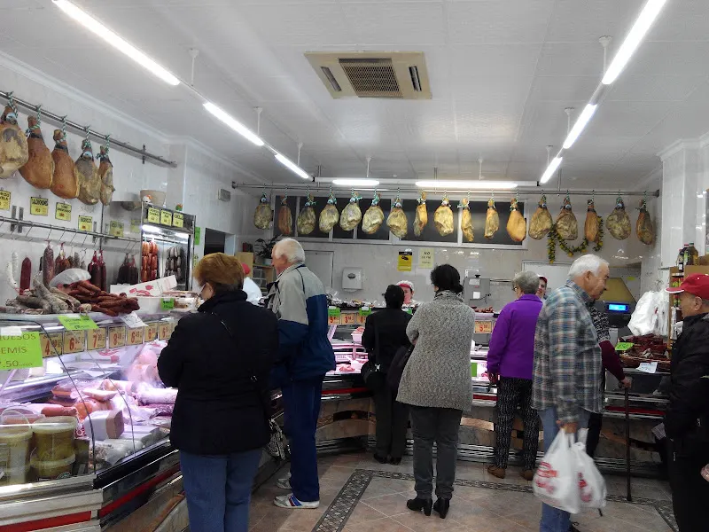 Embutidos y Jamones Duro Sl - Carnicería en Tobarra - foto 2